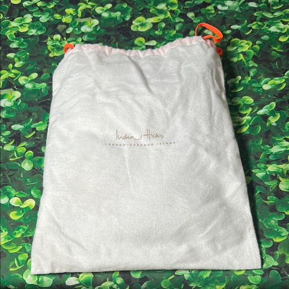 India Hicks Moonlight Metallic Gold Black Leather Clutch Wristlet NEW - Picture 3 of 16